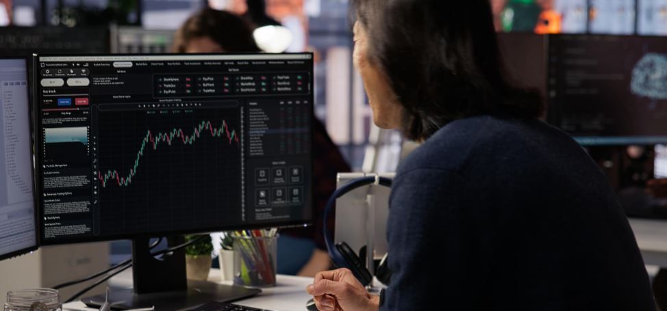 efficient market hypothesis